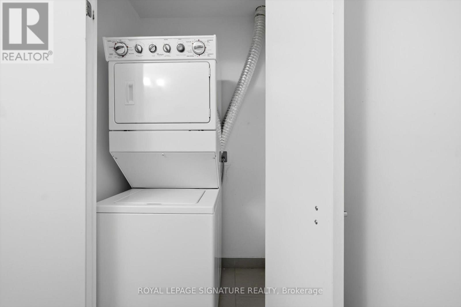 310 - 5101 Dundas Street W, Toronto, Ontario  M9A 5G8 - Photo 18 - W12838560