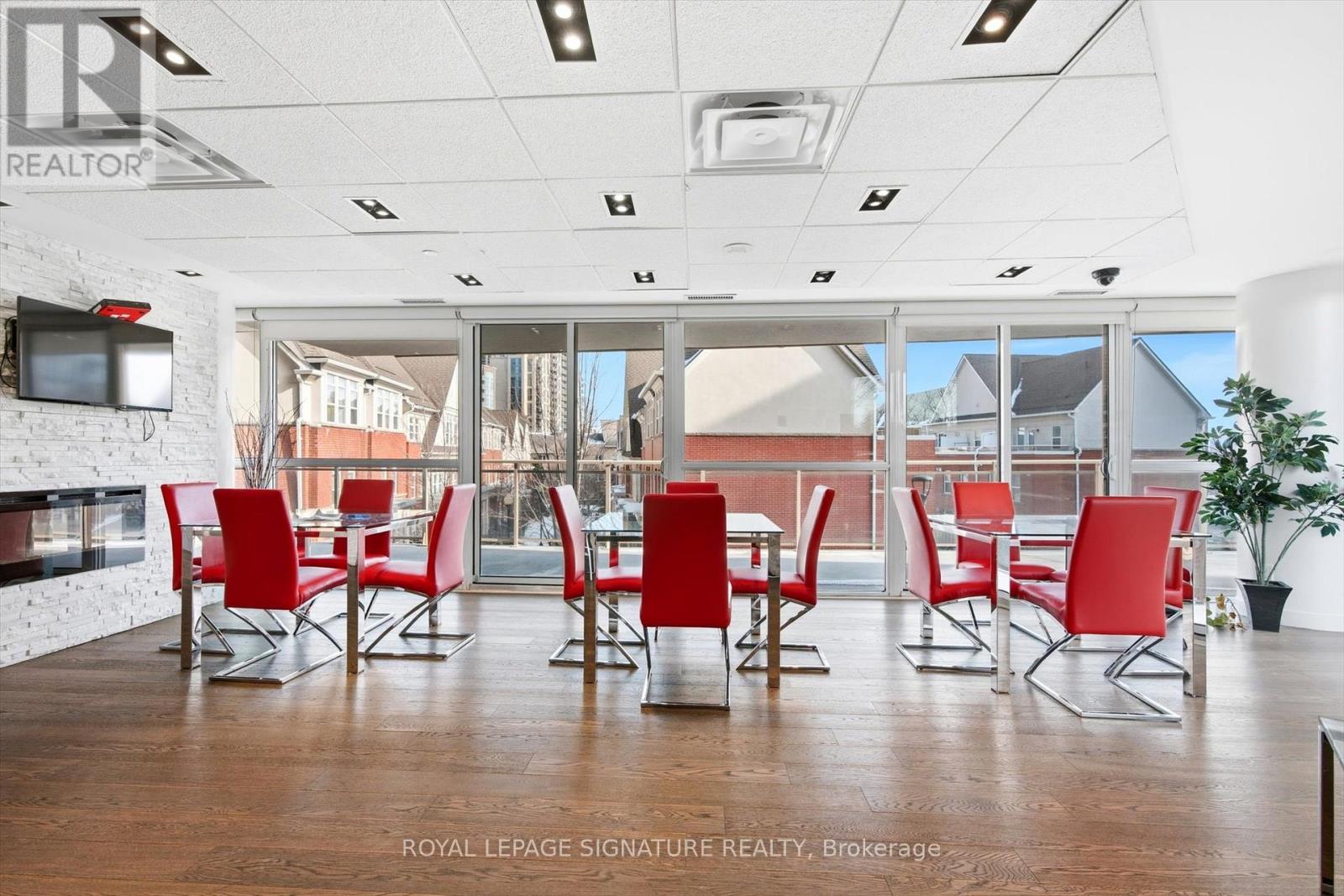 310 - 5101 Dundas Street W, Toronto, Ontario  M9A 5G8 - Photo 23 - W12838560