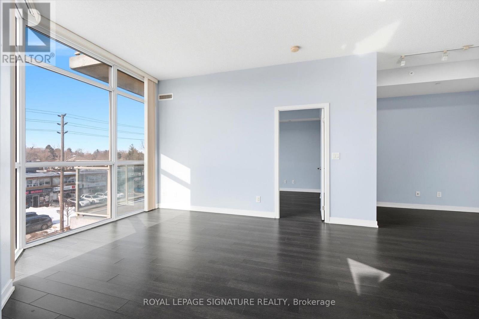 310 - 5101 Dundas Street W, Toronto, Ontario  M9A 5G8 - Photo 4 - W12838560