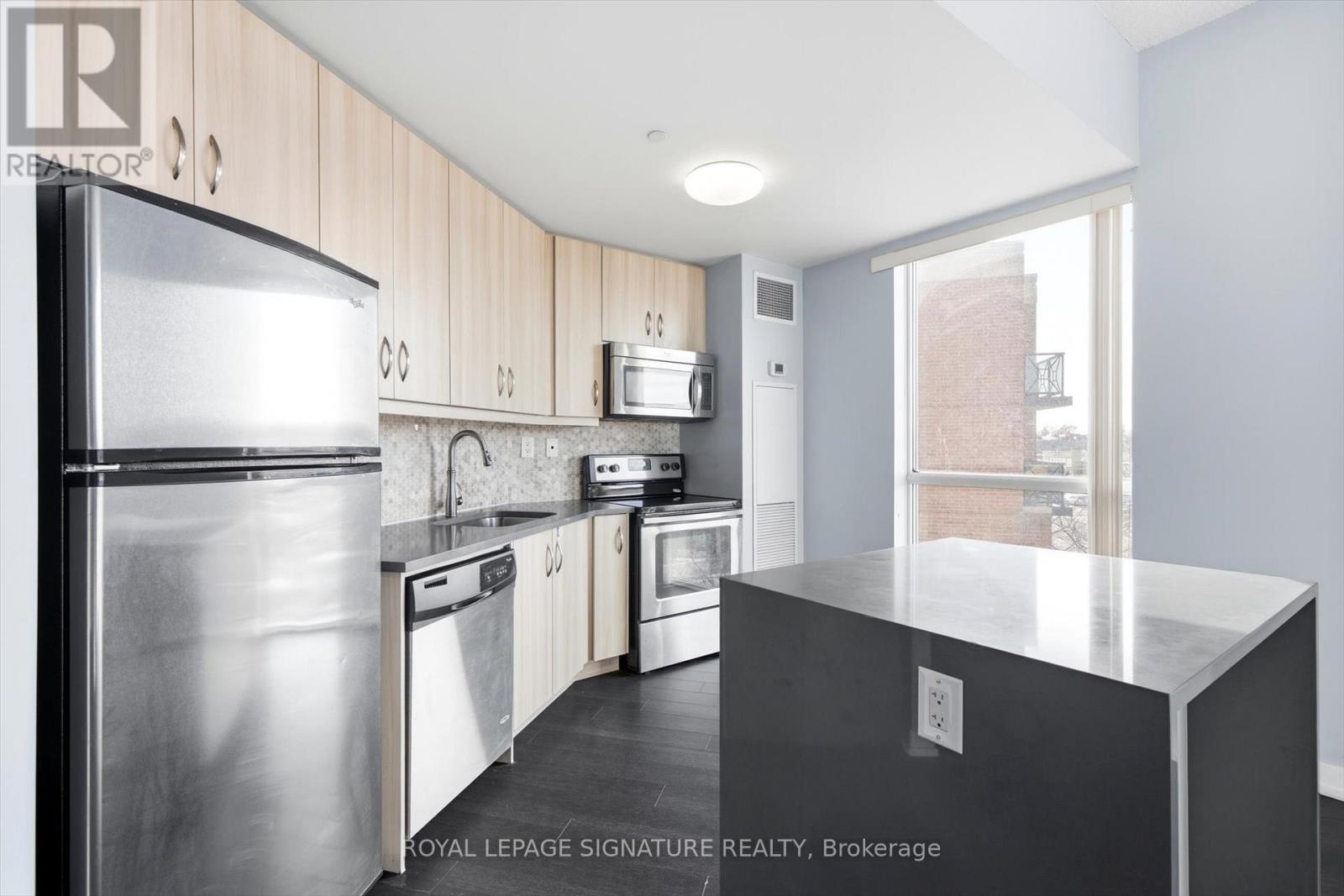 310 - 5101 Dundas Street W, Toronto, Ontario  M9A 5G8 - Photo 8 - W12838560