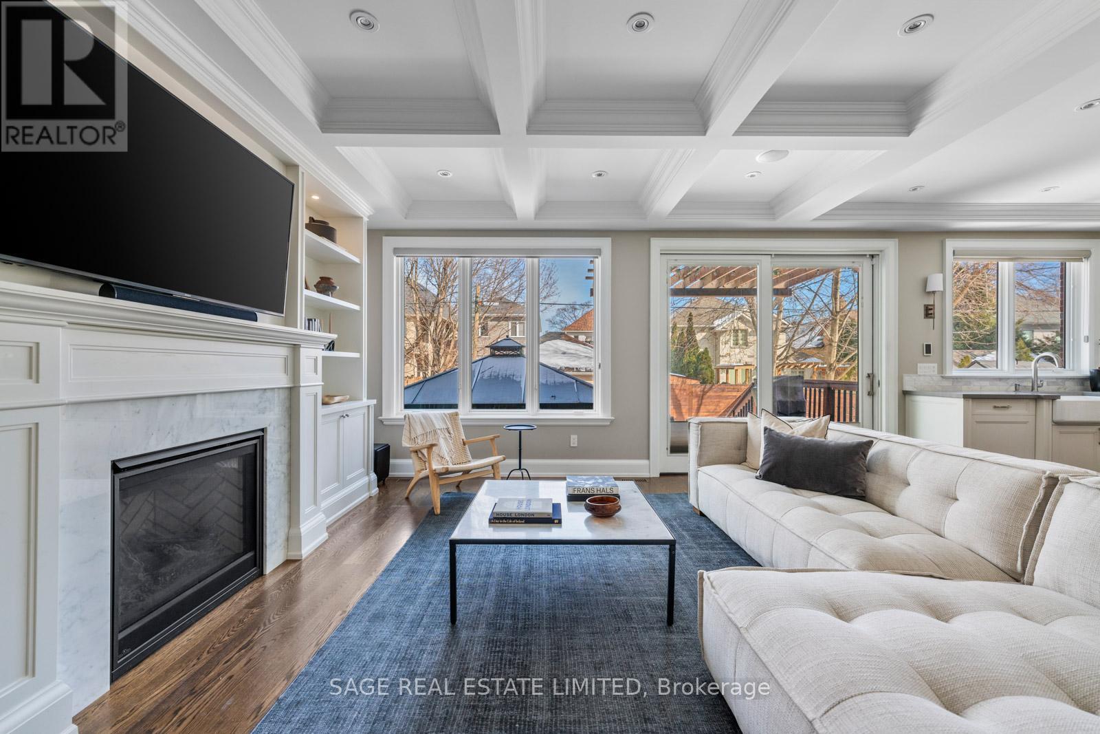 925 Royal York Road, Toronto (Stonegate-Queensway), Ontario  M8Y 2V8 - Photo 13 - W12838594