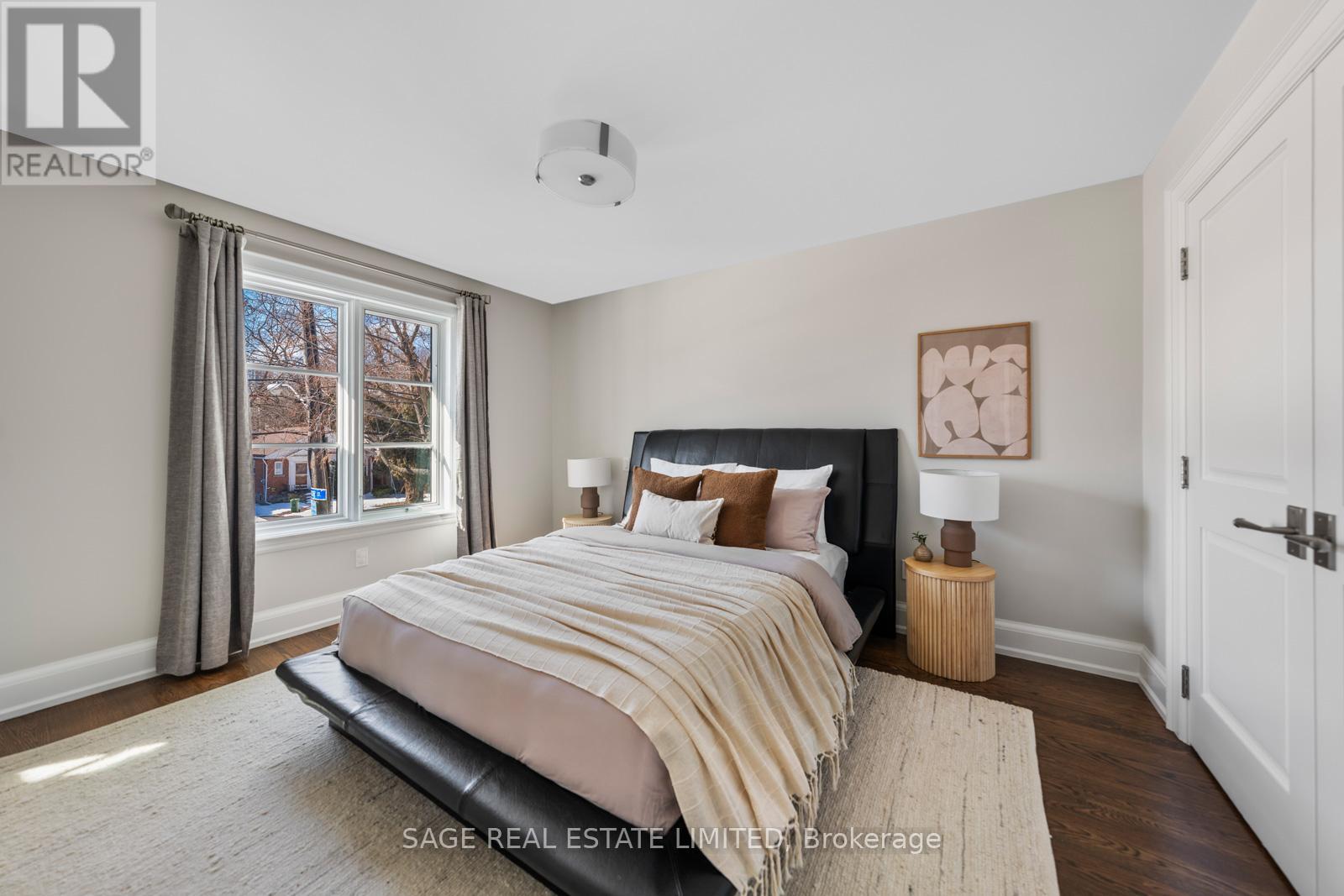 925 Royal York Road, Toronto (Stonegate-Queensway), Ontario  M8Y 2V8 - Photo 29 - W12838594