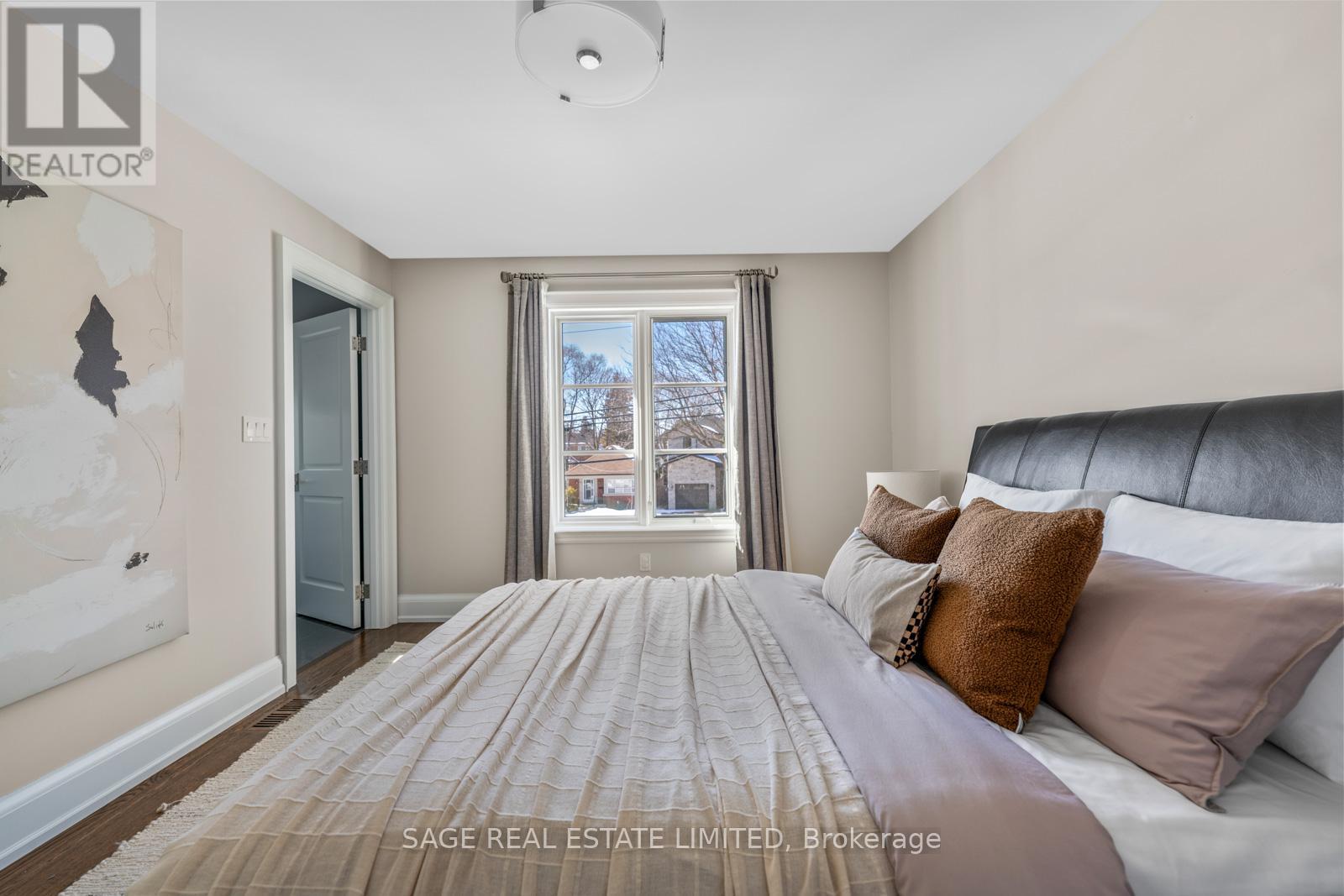 925 Royal York Road, Toronto (Stonegate-Queensway), Ontario  M8Y 2V8 - Photo 30 - W12838594