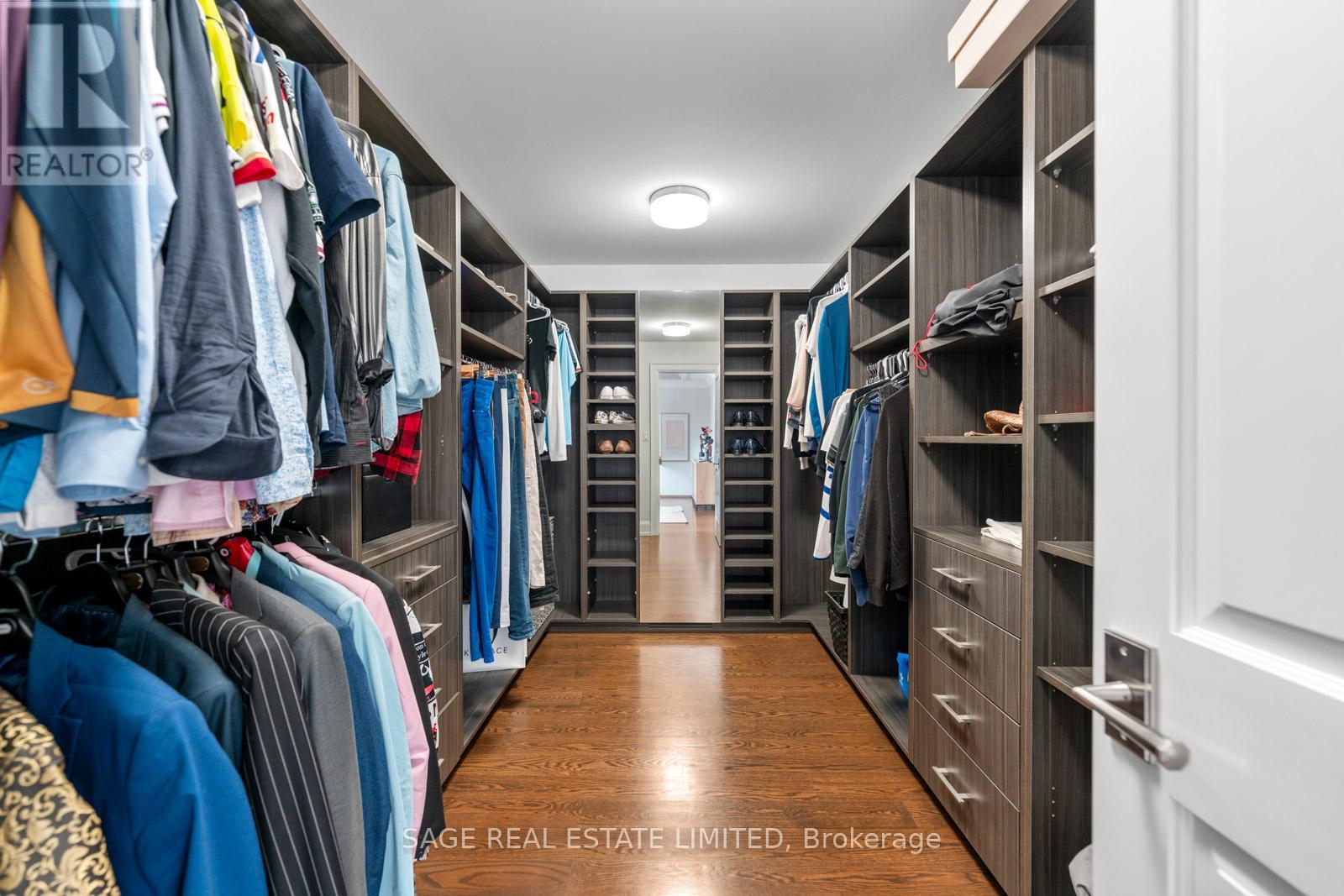 925 Royal York Road, Toronto (Stonegate-Queensway), Ontario  M8Y 2V8 - Photo 38 - W12838594