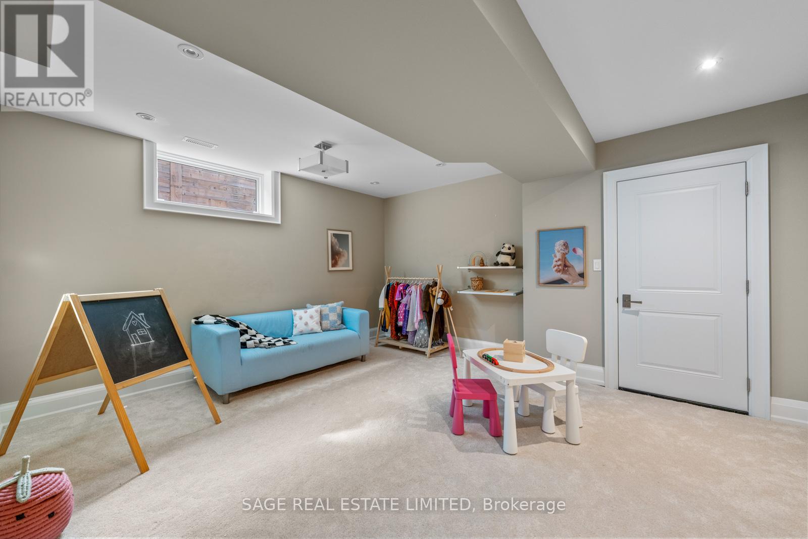 925 Royal York Road, Toronto (Stonegate-Queensway), Ontario  M8Y 2V8 - Photo 43 - W12838594