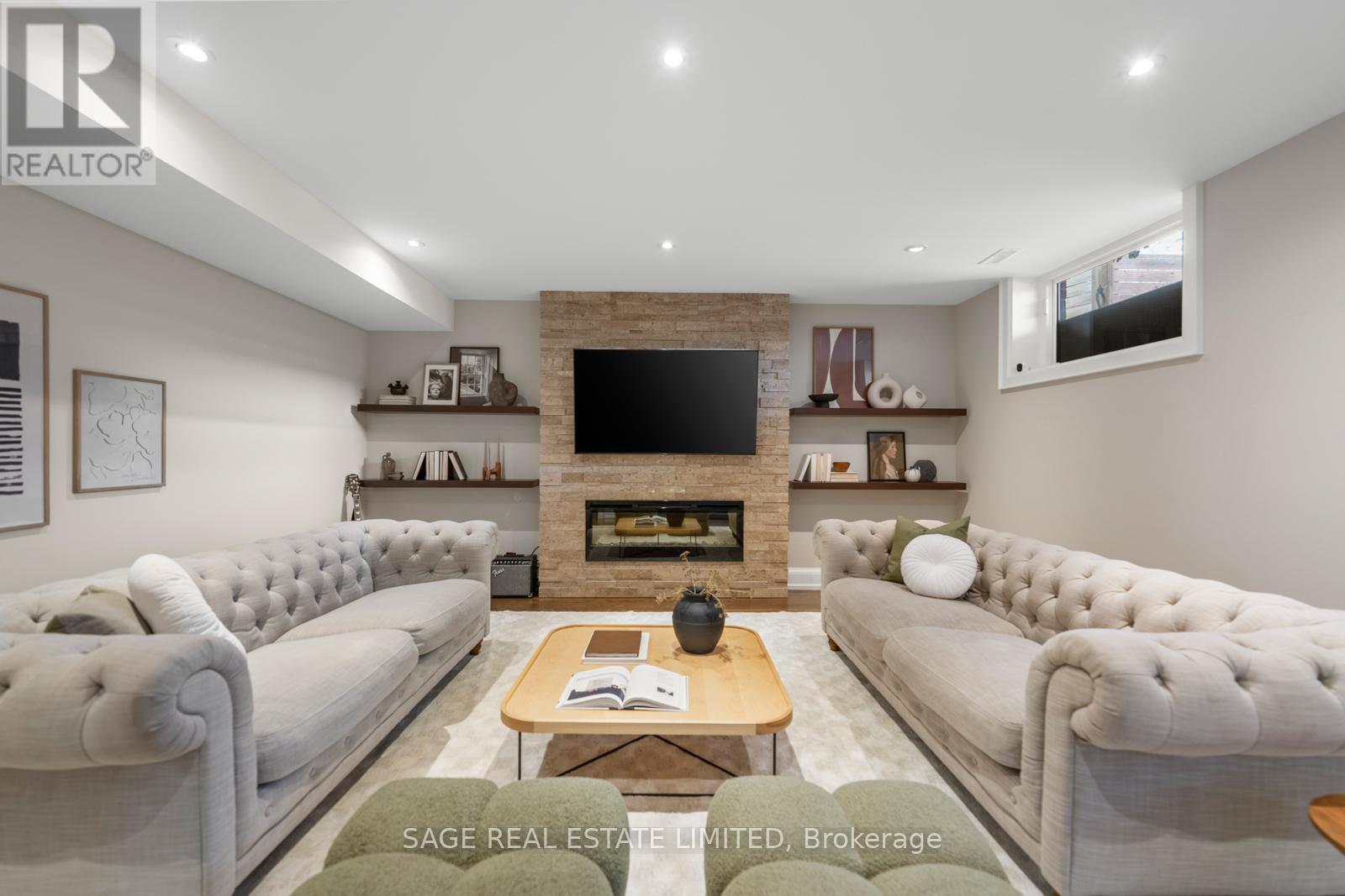 925 Royal York Road, Toronto (Stonegate-Queensway), Ontario  M8Y 2V8 - Photo 46 - W12838594