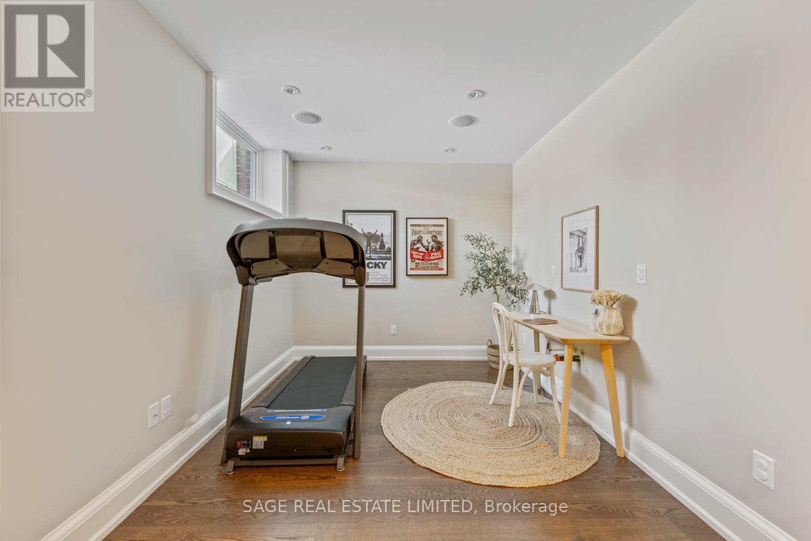 925 Royal York Road, Toronto (Stonegate-Queensway), Ontario  M8Y 2V8 - Photo 47 - W12838594