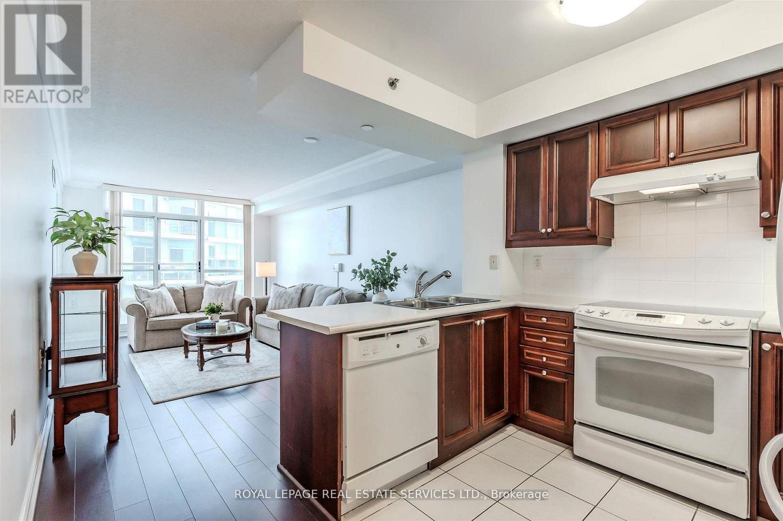 1109 - 3 Marine Parade Drive, Toronto, Ontario  M8V 3Z5 - Photo 6 - W12838604