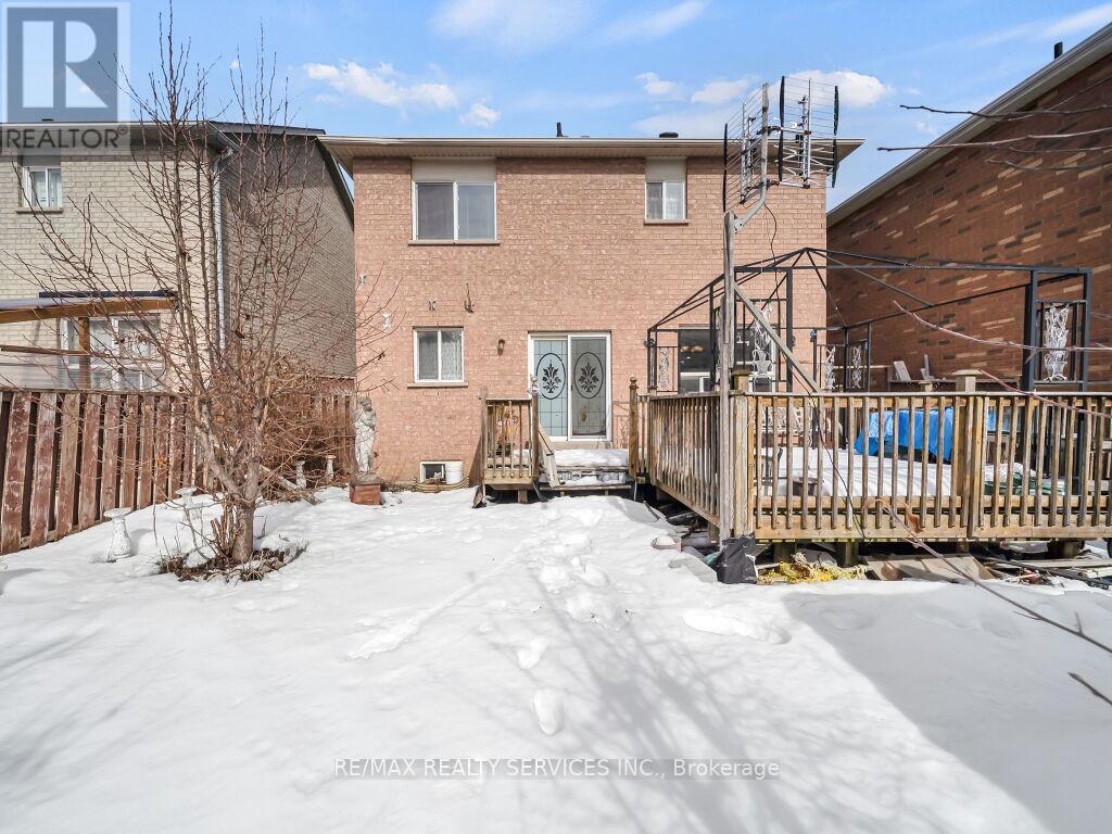118 Queen Mary Drive, Brampton, Ontario  L7A 2R5 - Photo 38 - W12838610