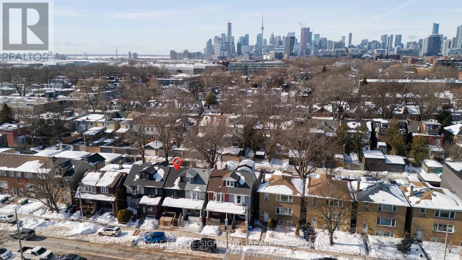 26 PAPE AVENUE, Toronto, Ontario