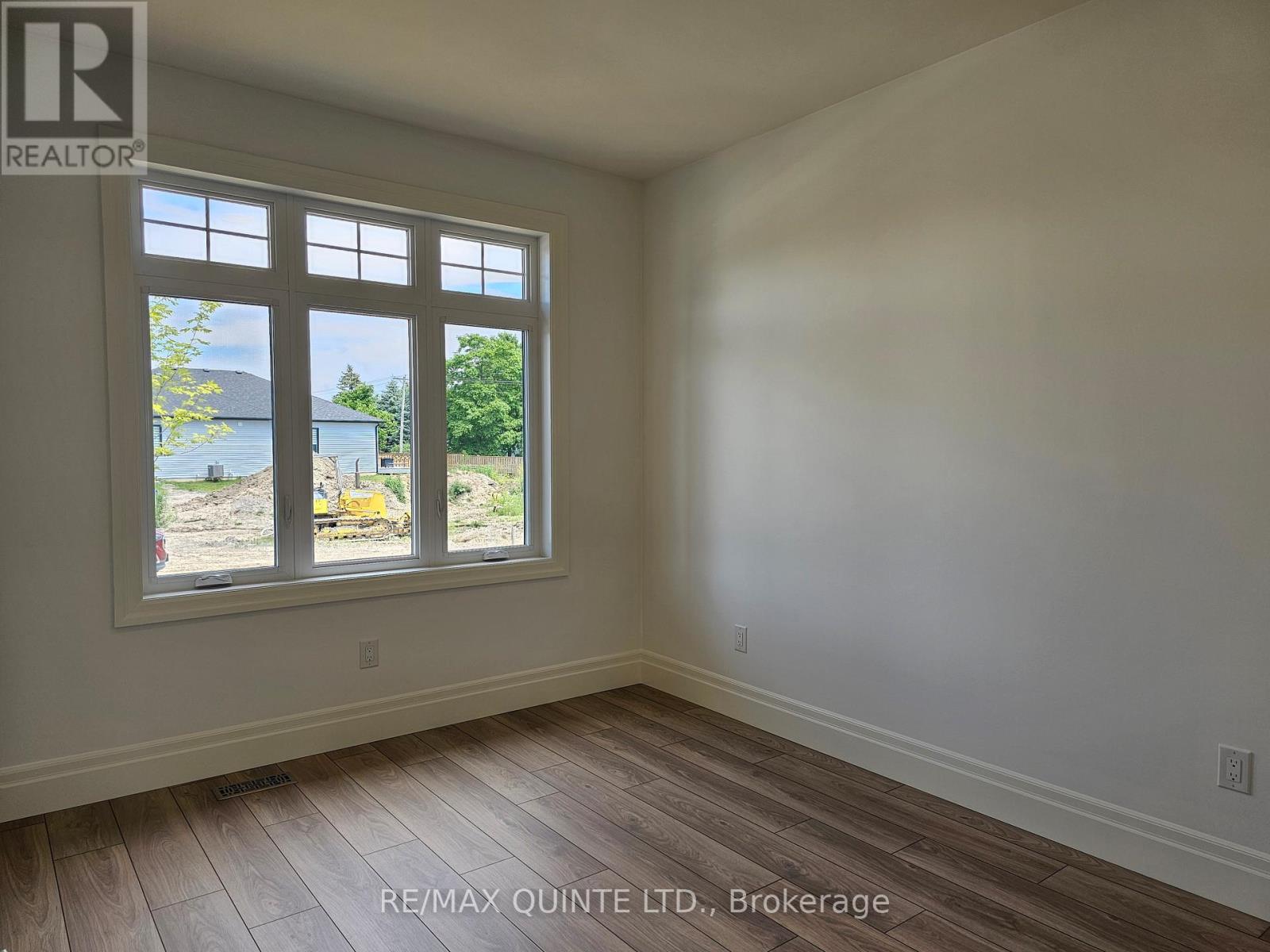 197 Beasley Crescent, Prince Edward County, Ontario  K0K 2T0 - Photo 4 - X12780692