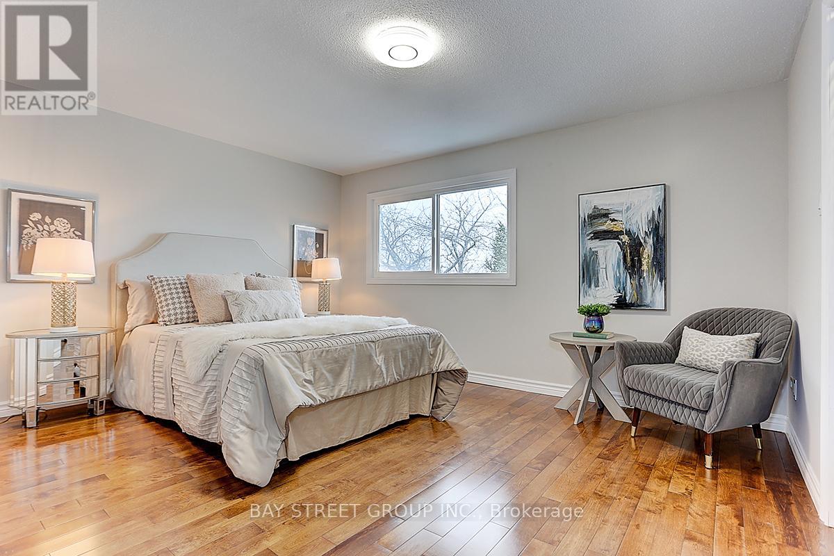 182 Risebrough Circuit, Markham, Ontario  L3R 3E3 - Photo 29 - N12813876