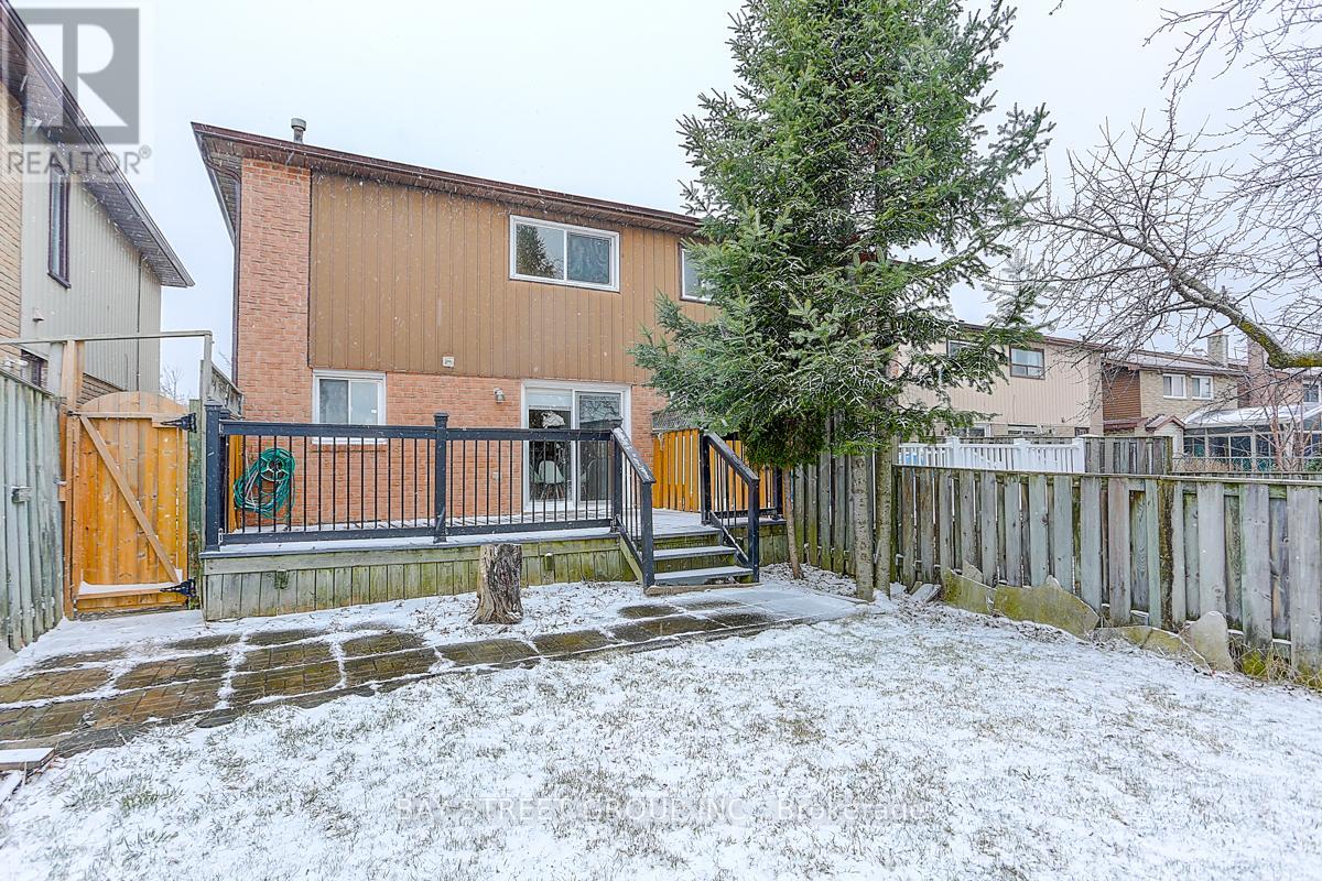 182 Risebrough Circuit, Markham, Ontario  L3R 3E3 - Photo 42 - N12813876