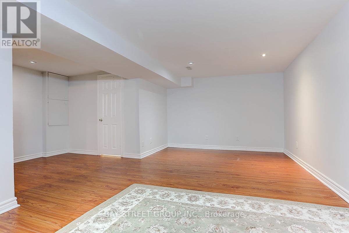 182 Risebrough Circuit, Markham, Ontario  L3R 3E3 - Photo 38 - N12813876