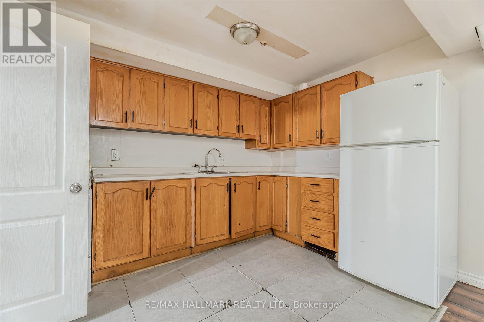 22 Kimbark Drive, Brampton, Ontario  L6X 2A1 - Photo 13 - W12823360