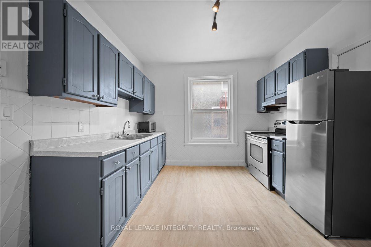 1 - 247 Flora Street, Ottawa, Ontario  K1R 5R8 - Photo 13 - X12838620