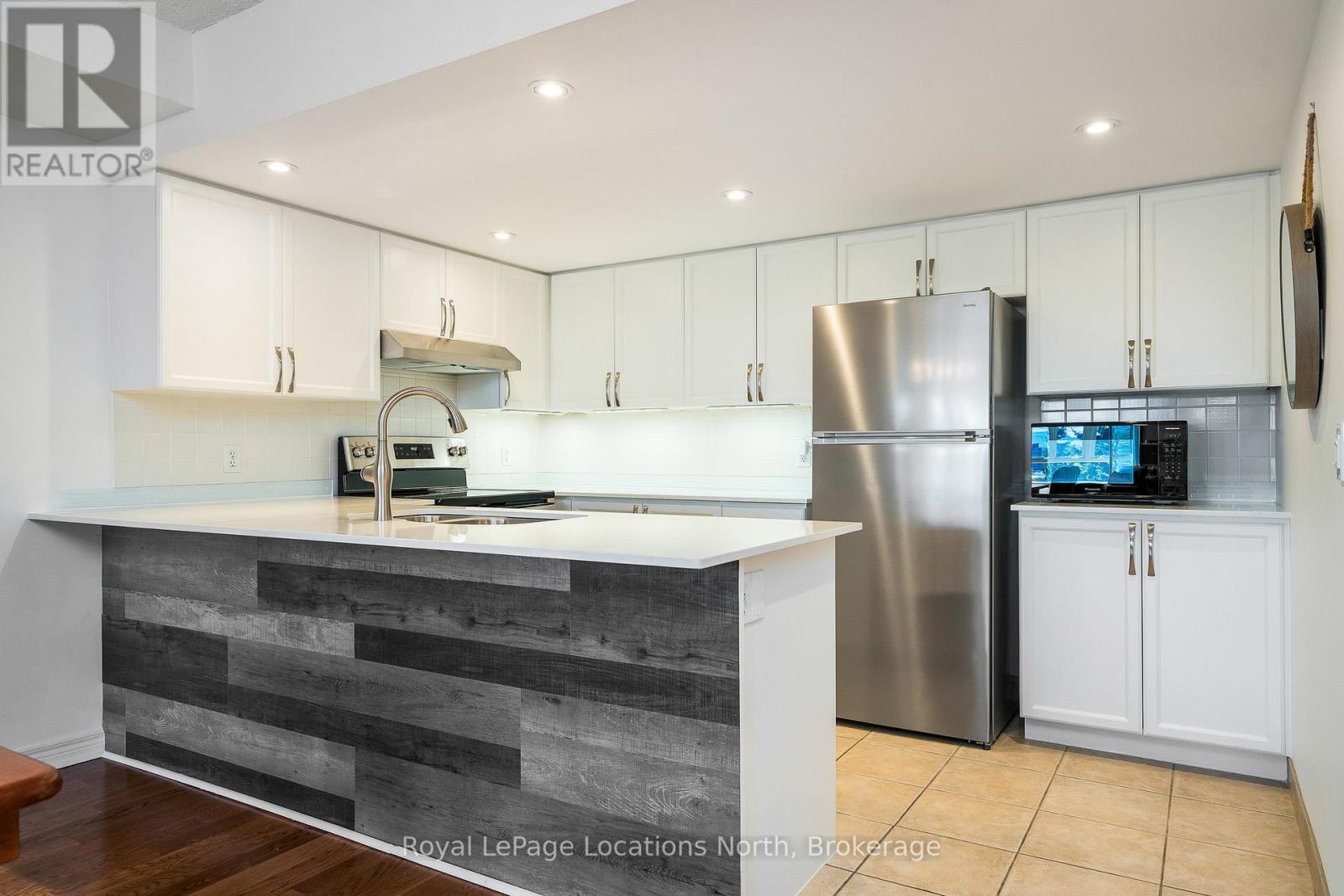 404 - 16 Raglan Street, Collingwood, Ontario  L9Y 4Y2 - Photo 16 - S12838652