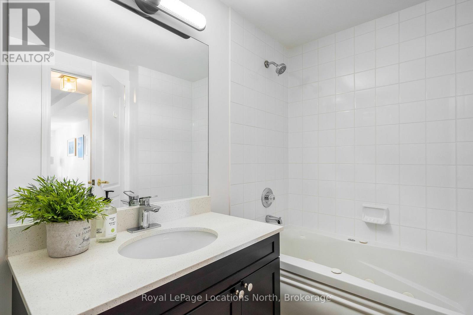 404 - 16 Raglan Street, Collingwood, Ontario  L9Y 4Y2 - Photo 34 - S12838652