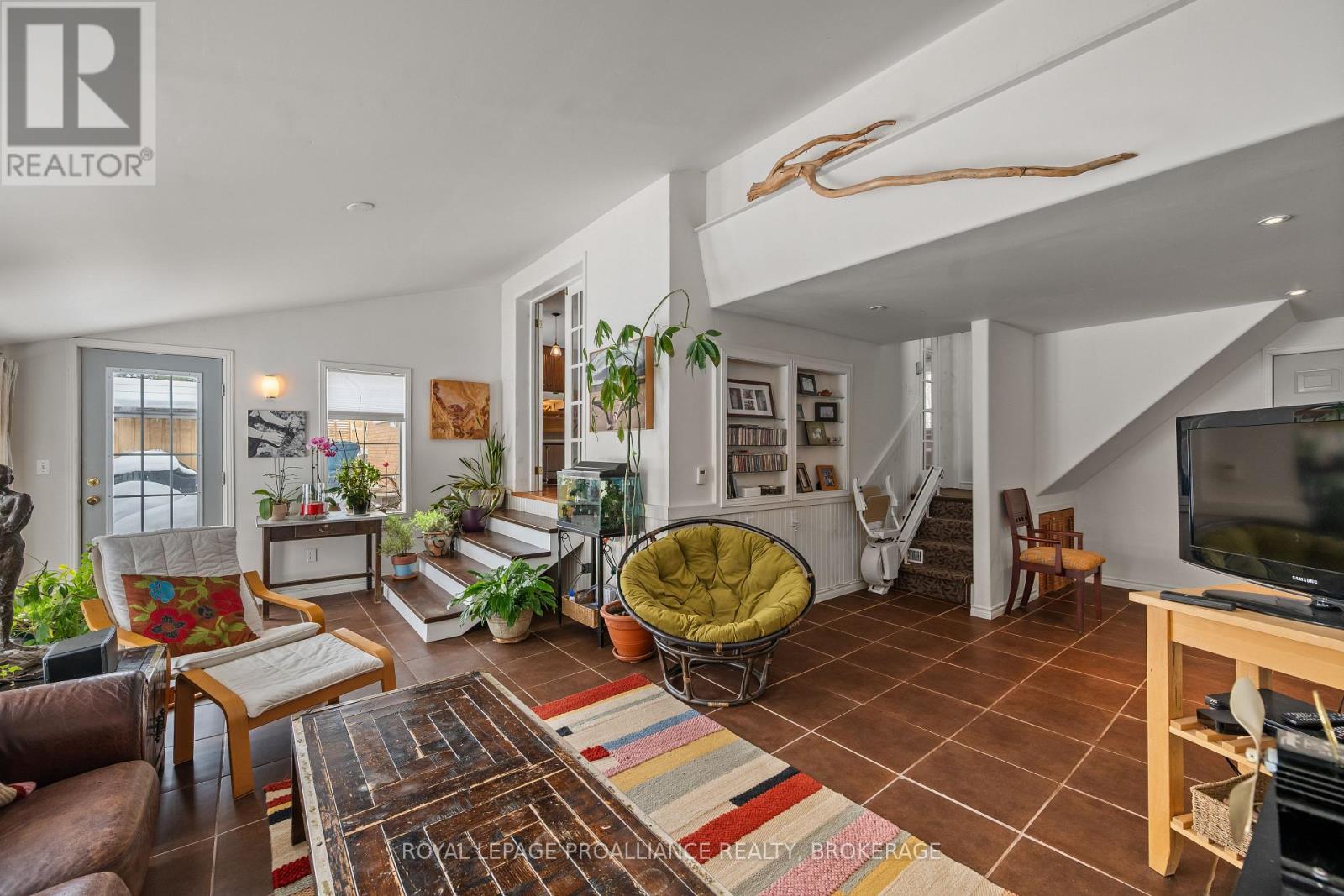 62 Montgomery Boulevard, Kingston (City Southwest), Ontario  K7M 3N6 - Photo 29 - X12838726