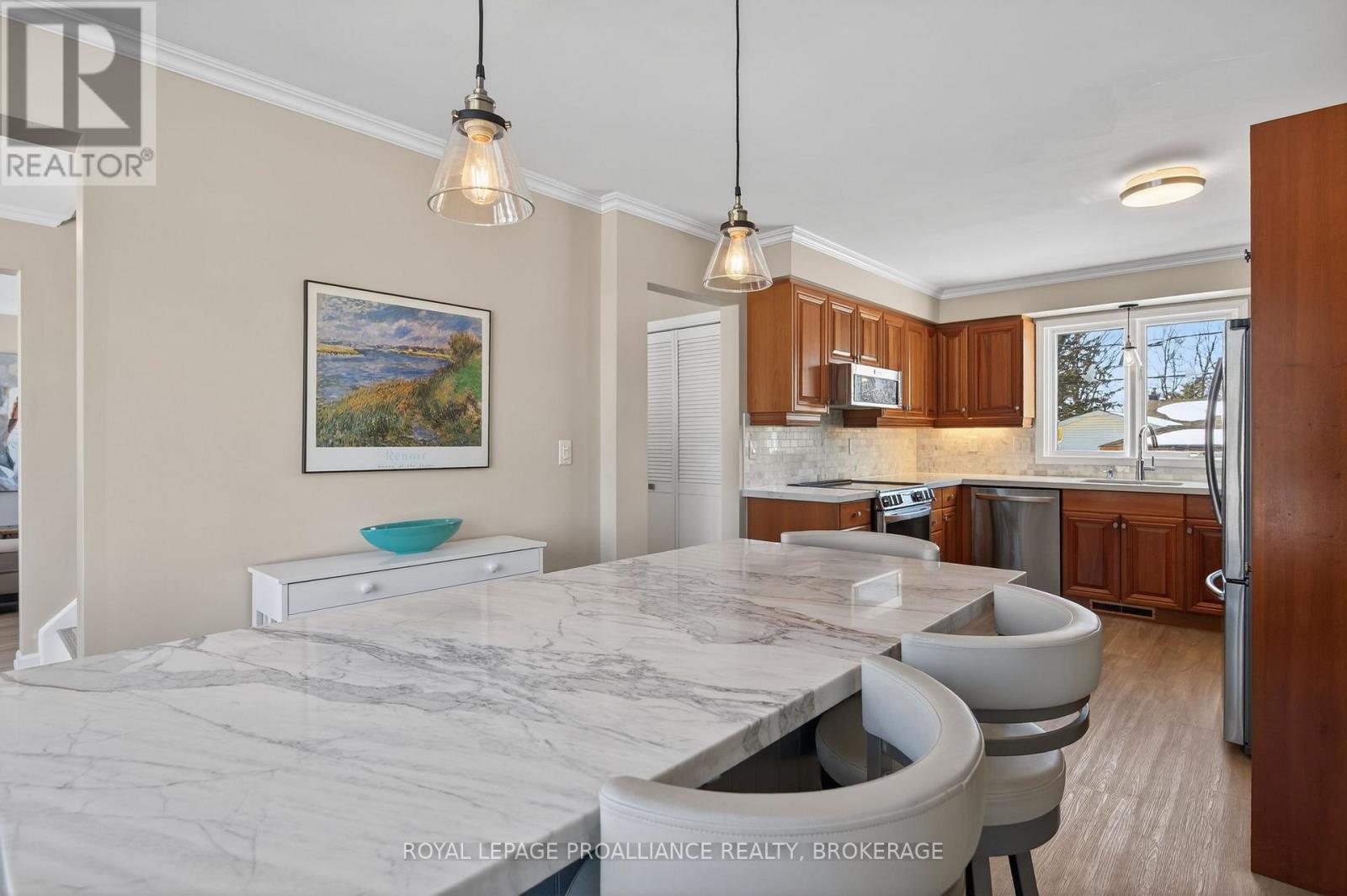 745 Sussex Boulevard, Kingston (South Of Taylor-Kidd Blvd), Ontario  K7M 5B4 - Photo 13 - X12838794