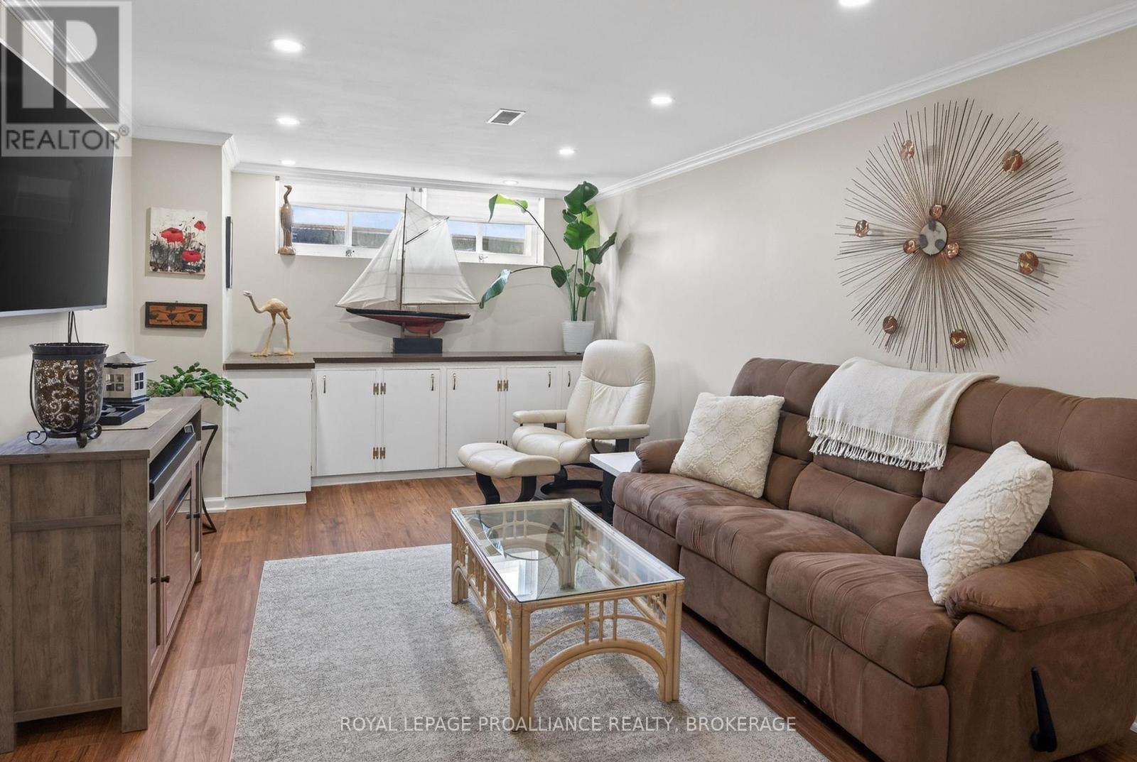 745 Sussex Boulevard, Kingston (South Of Taylor-Kidd Blvd), Ontario  K7M 5B4 - Photo 29 - X12838794