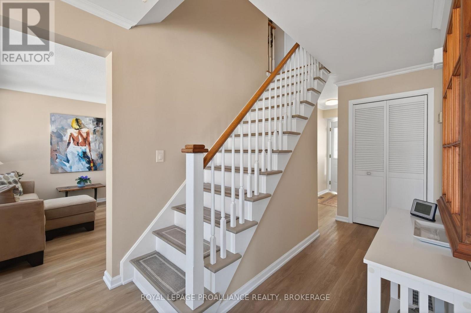 745 Sussex Boulevard, Kingston (South Of Taylor-Kidd Blvd), Ontario  K7M 5B4 - Photo 6 - X12838794