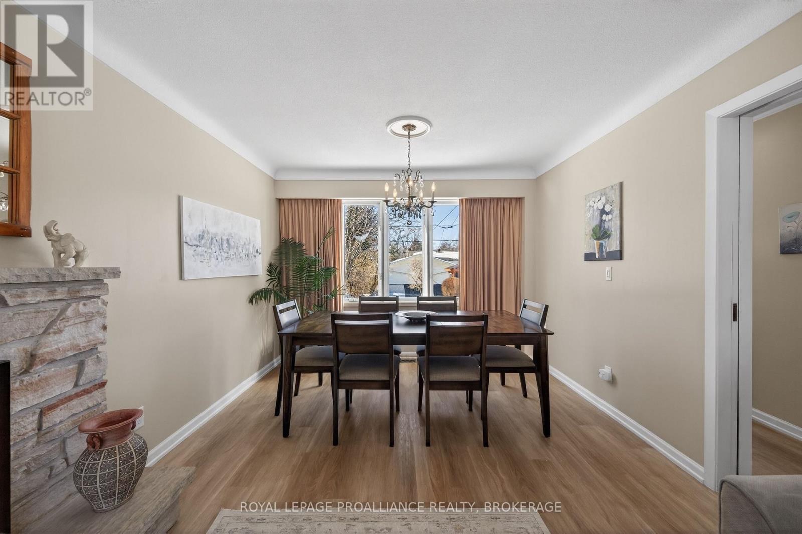 745 Sussex Boulevard, Kingston (South Of Taylor-Kidd Blvd), Ontario  K7M 5B4 - Photo 9 - X12838794