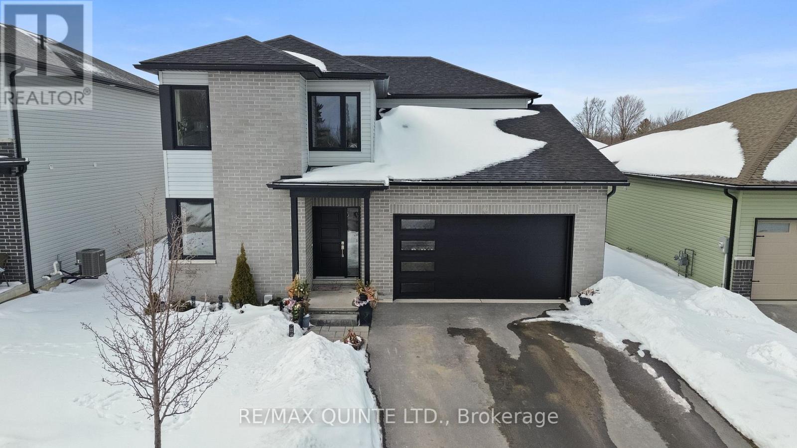 40 ALLEN STREET, Prince Edward County, Ontario