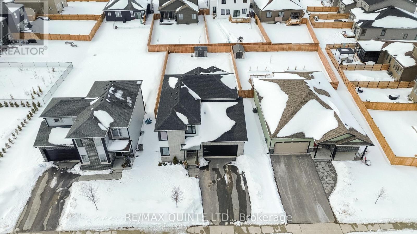 40 Allen Street, Prince Edward County, Ontario  K0K 2T0 - Photo 3 - X12838816