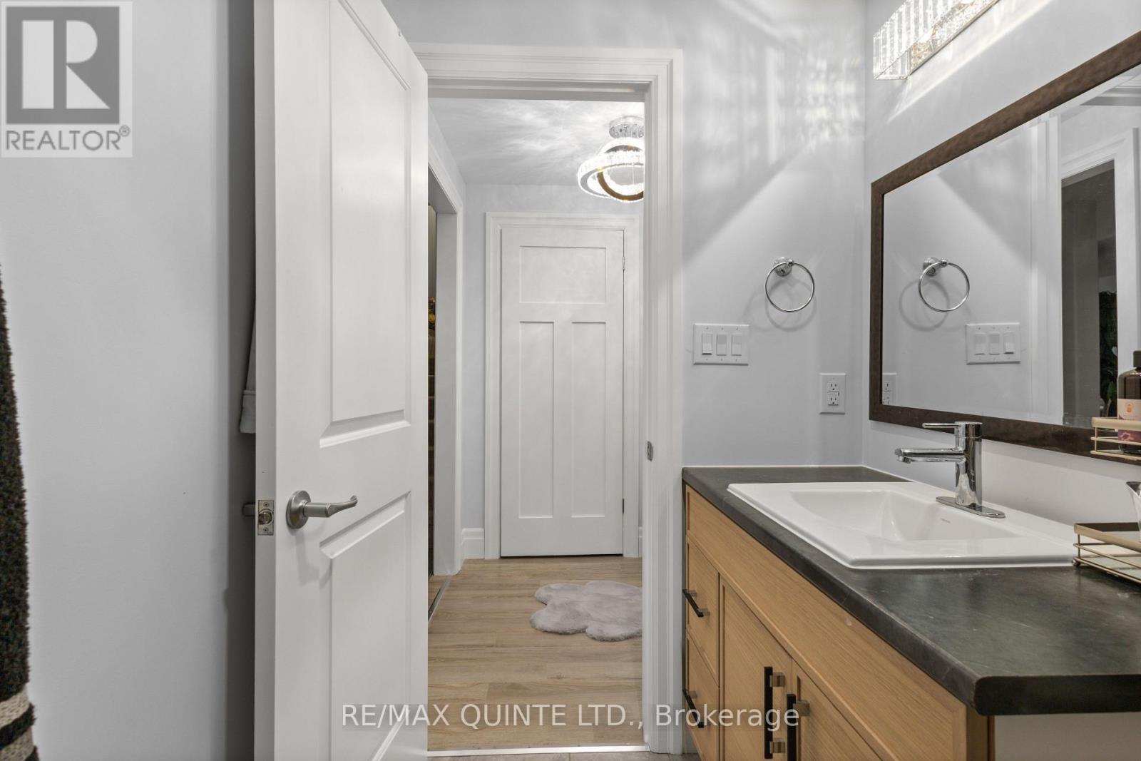 40 Allen Street, Prince Edward County, Ontario  K0K 2T0 - Photo 50 - X12838816