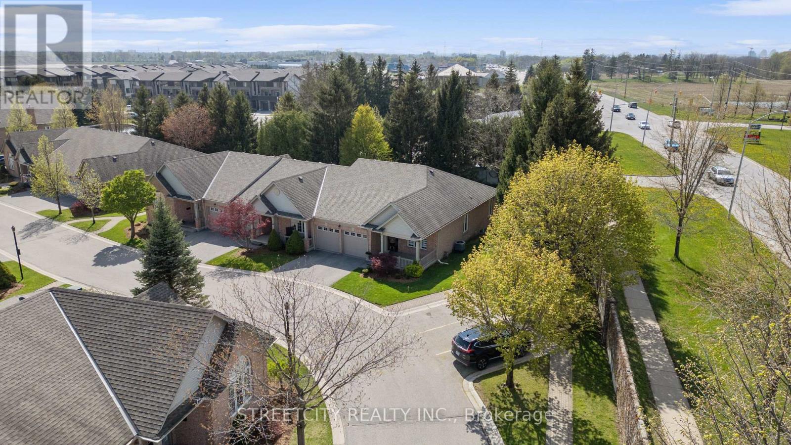 211 - 2025 Meadowgate Boulevard S, London South, Ontario  N6M 1K9 - Photo 2 - X12838638