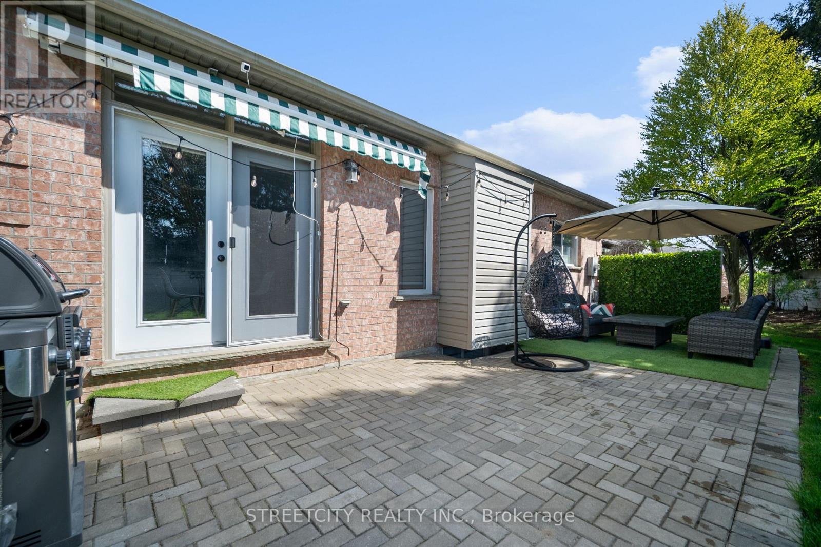 211 - 2025 Meadowgate Boulevard S, London South, Ontario  N6M 1K9 - Photo 33 - X12838638