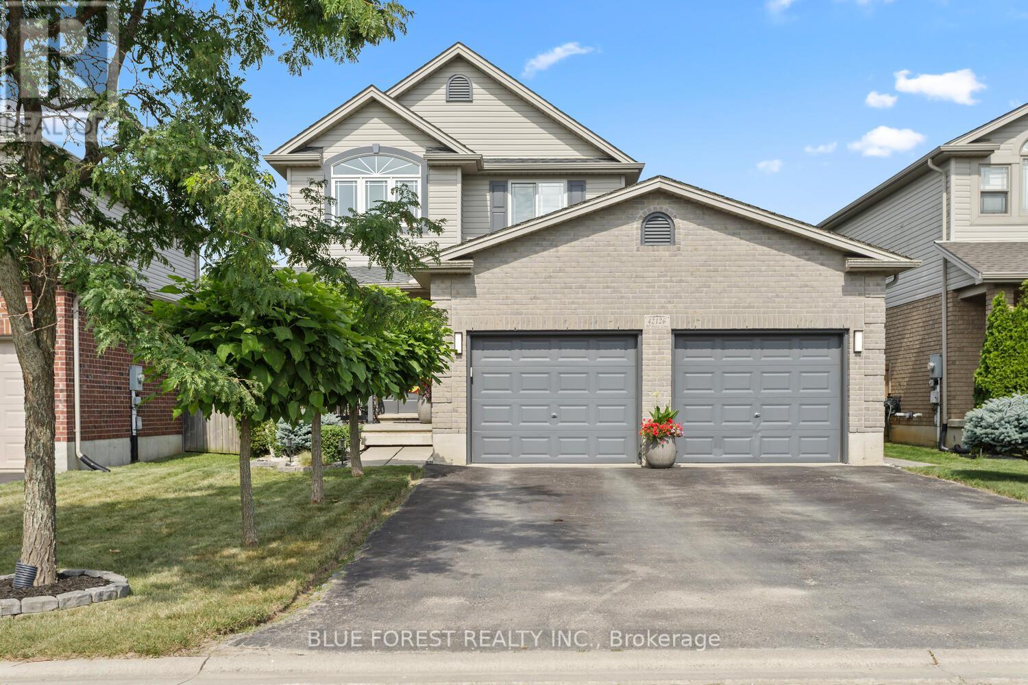 42126 Mcbain Line, Central Elgin, Ontario  N5P 4R1 - Photo 2 - X12838658