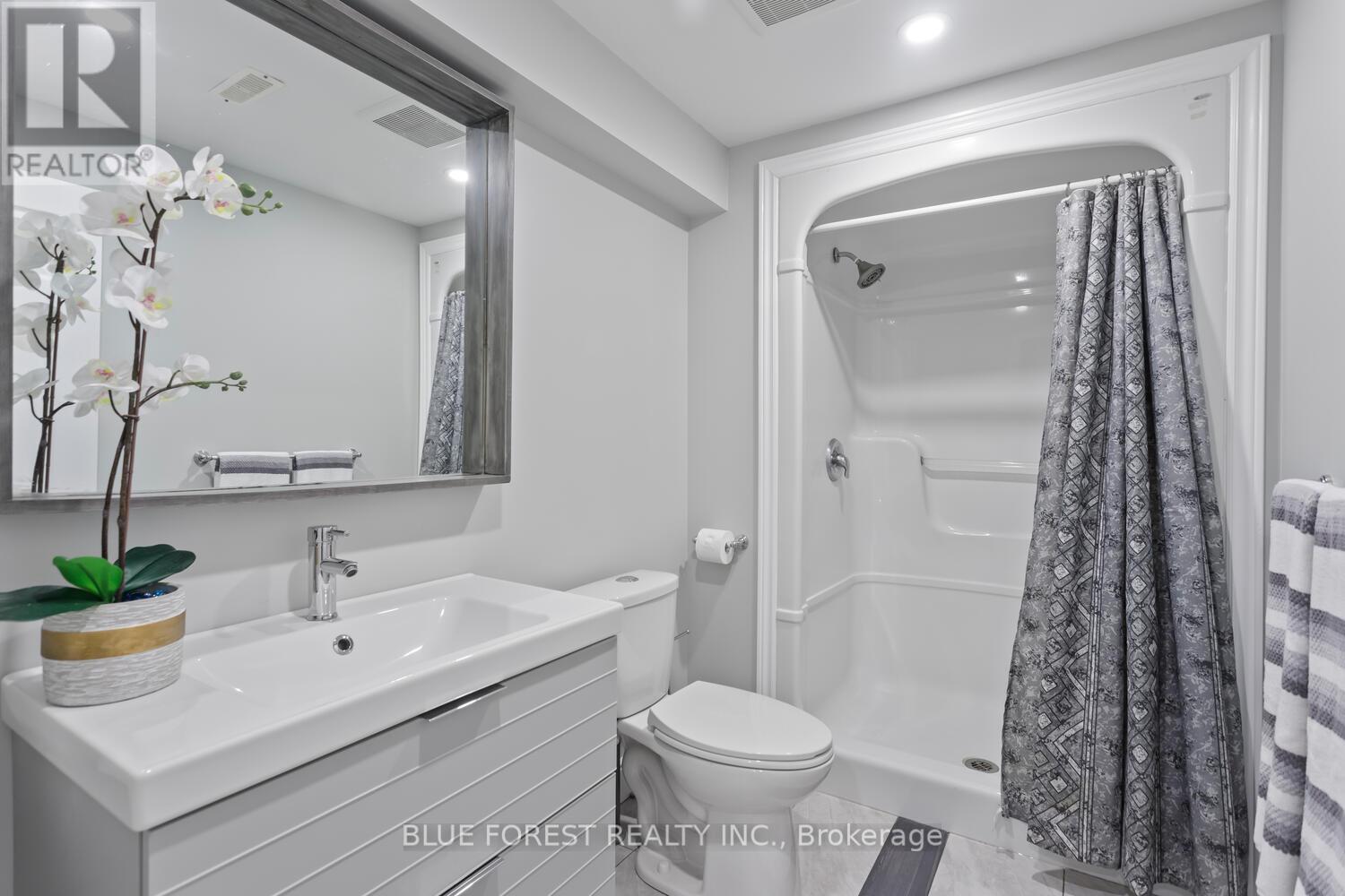 42126 Mcbain Line, Central Elgin, Ontario  N5P 4R1 - Photo 29 - X12838658