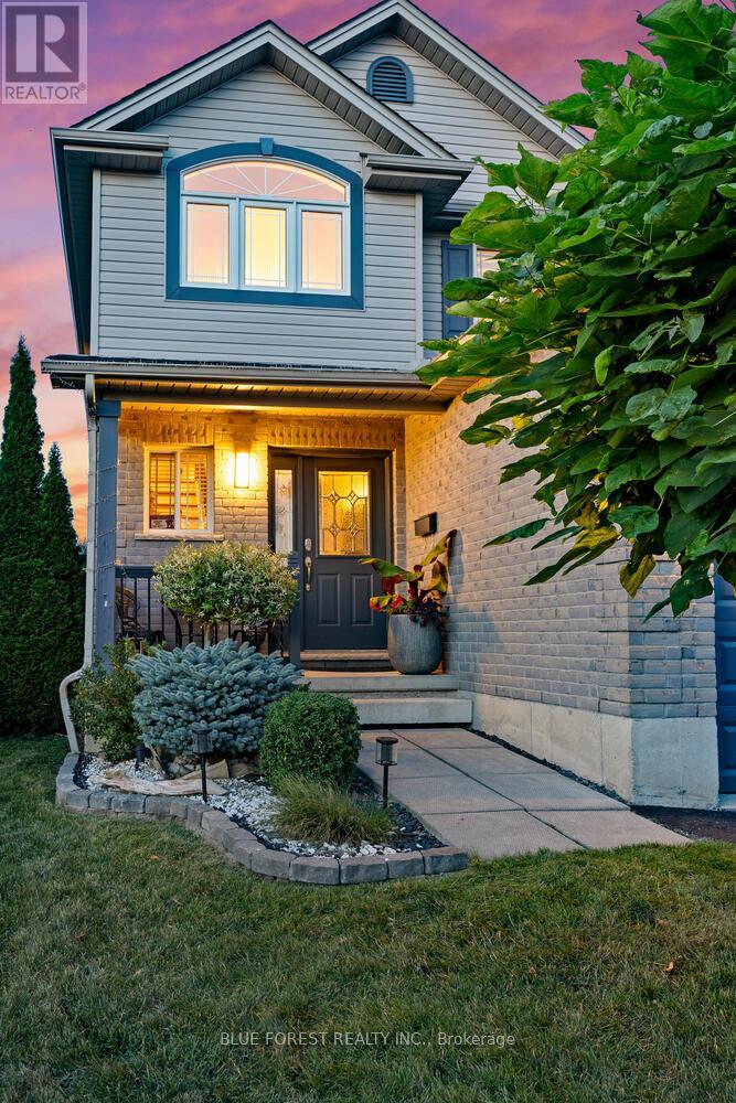 42126 Mcbain Line, Central Elgin, Ontario  N5P 4R1 - Photo 3 - X12838658