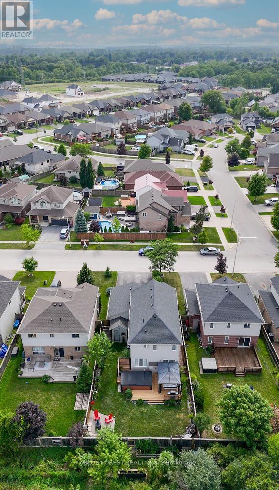 42126 Mcbain Line, Central Elgin, Ontario  N5P 4R1 - Photo 45 - X12838658