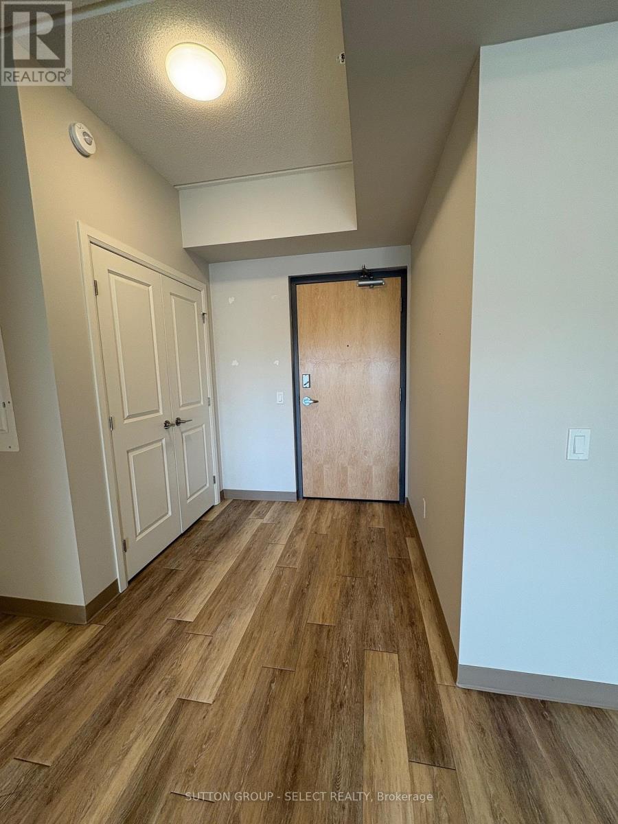 1104 - 99 Pond Mills Road, London South, Ontario  N5Z 3X3 - Photo 4 - X12838680