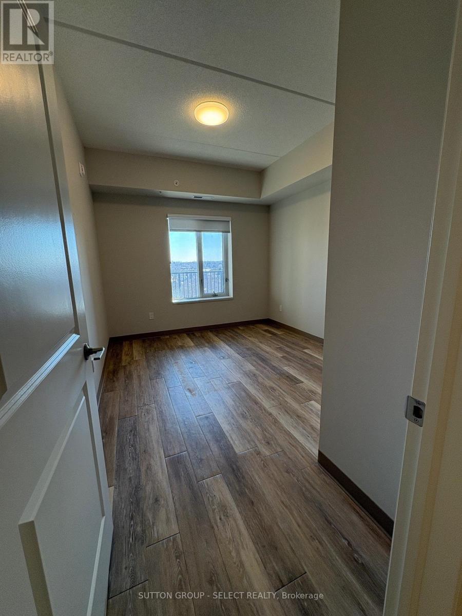 1104 - 99 Pond Mills Road, London South, Ontario  N5Z 3X3 - Photo 7 - X12838680