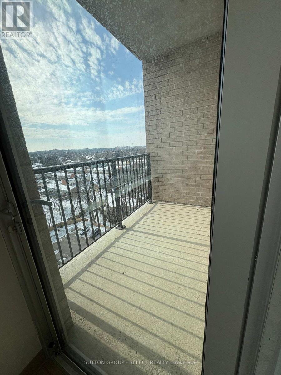 1004 - 99 Pond Mills Road, London South, Ontario  N5Z 3X3 - Photo 11 - X12838696