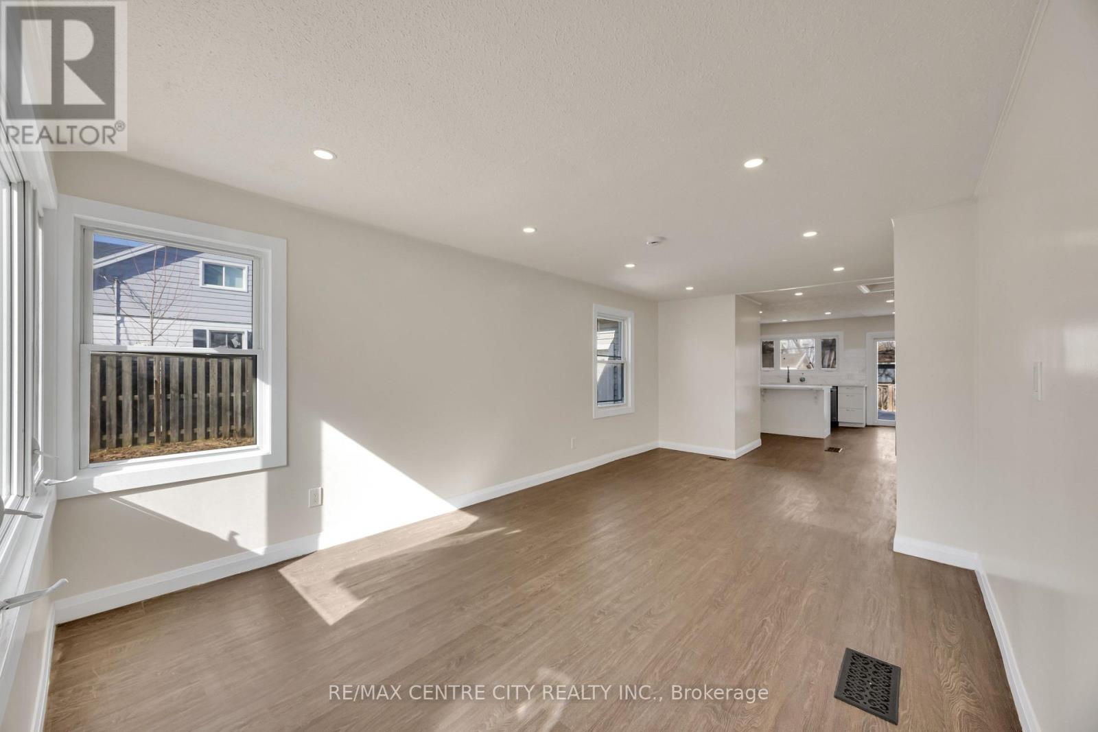 78 Langarth Street W, London South, Ontario  N6J 1P4 - Photo 7 - X12838712