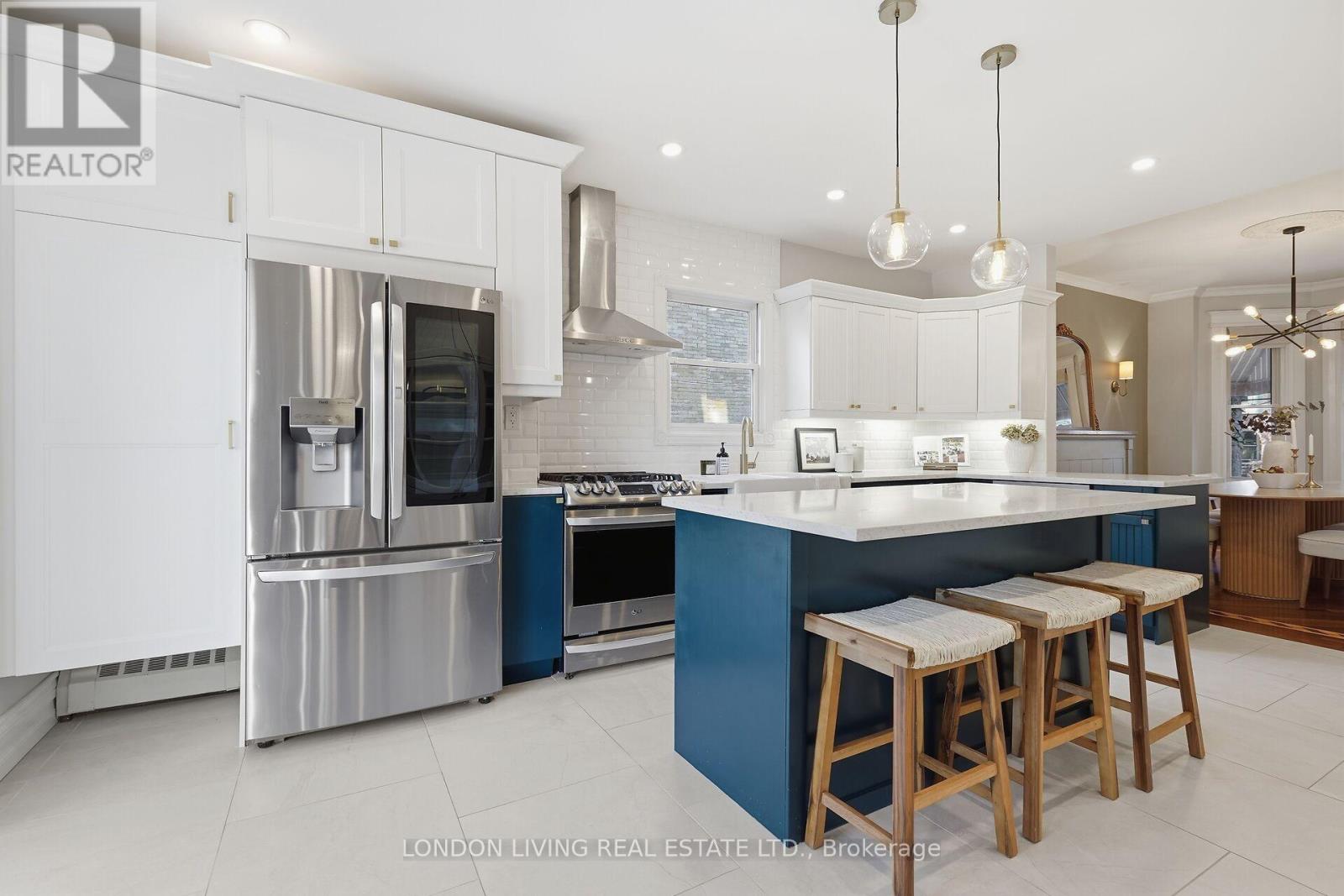 197 Elmwood Avenue E, London South, Ontario  N6C 1K1 - Photo 10 - X12838860