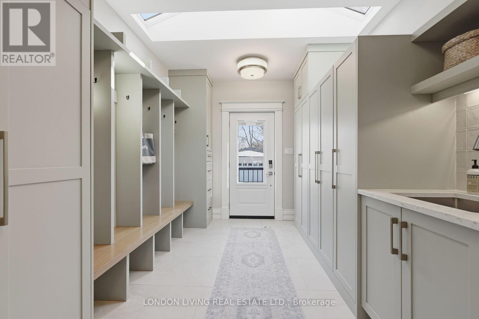 197 Elmwood Avenue E, London South, Ontario  N6C 1K1 - Photo 21 - X12838860