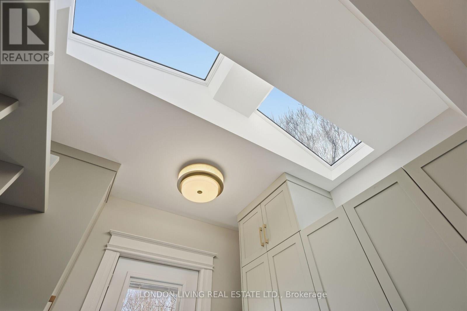 197 Elmwood Avenue E, London South, Ontario  N6C 1K1 - Photo 23 - X12838860