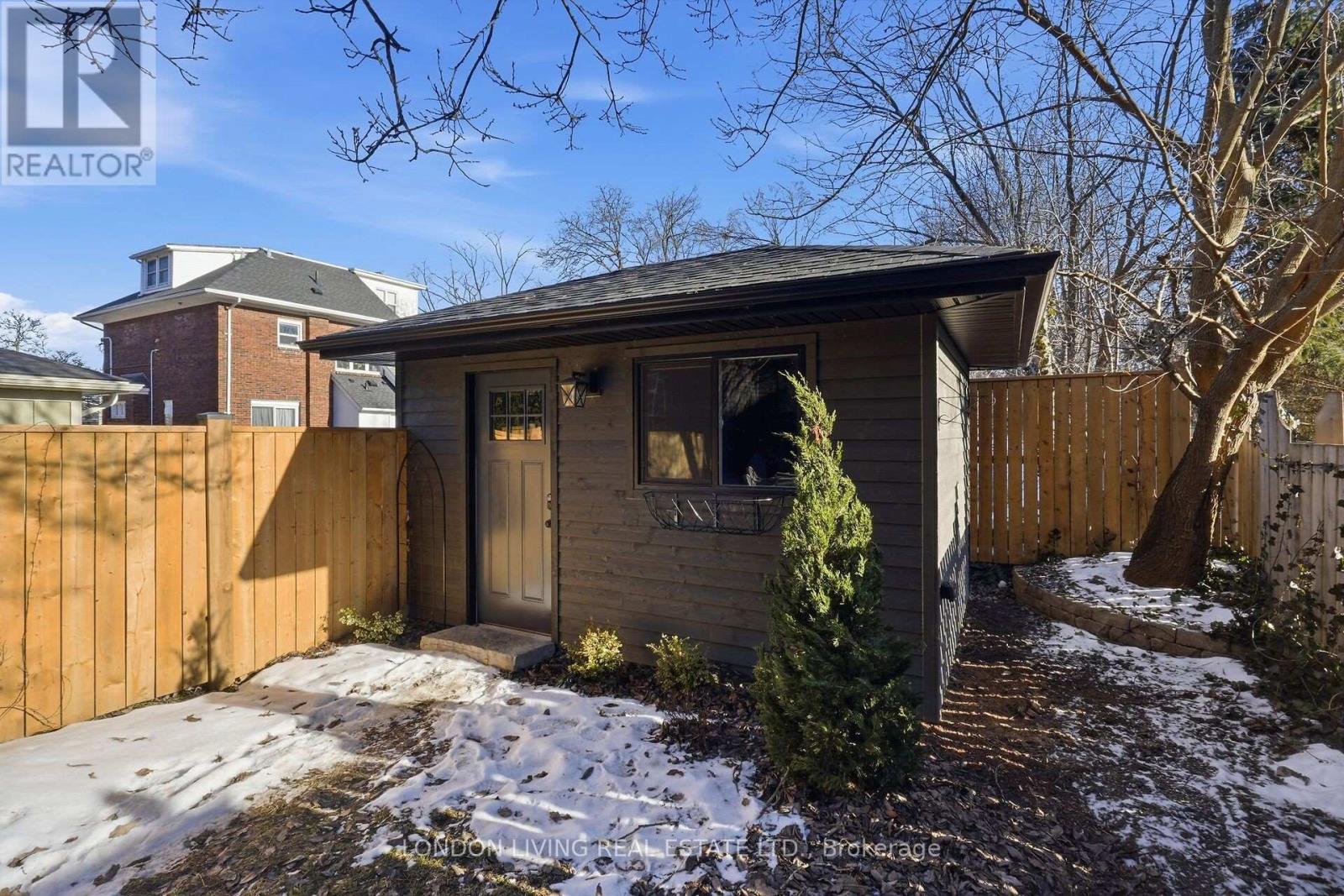 197 Elmwood Avenue E, London South, Ontario  N6C 1K1 - Photo 41 - X12838860