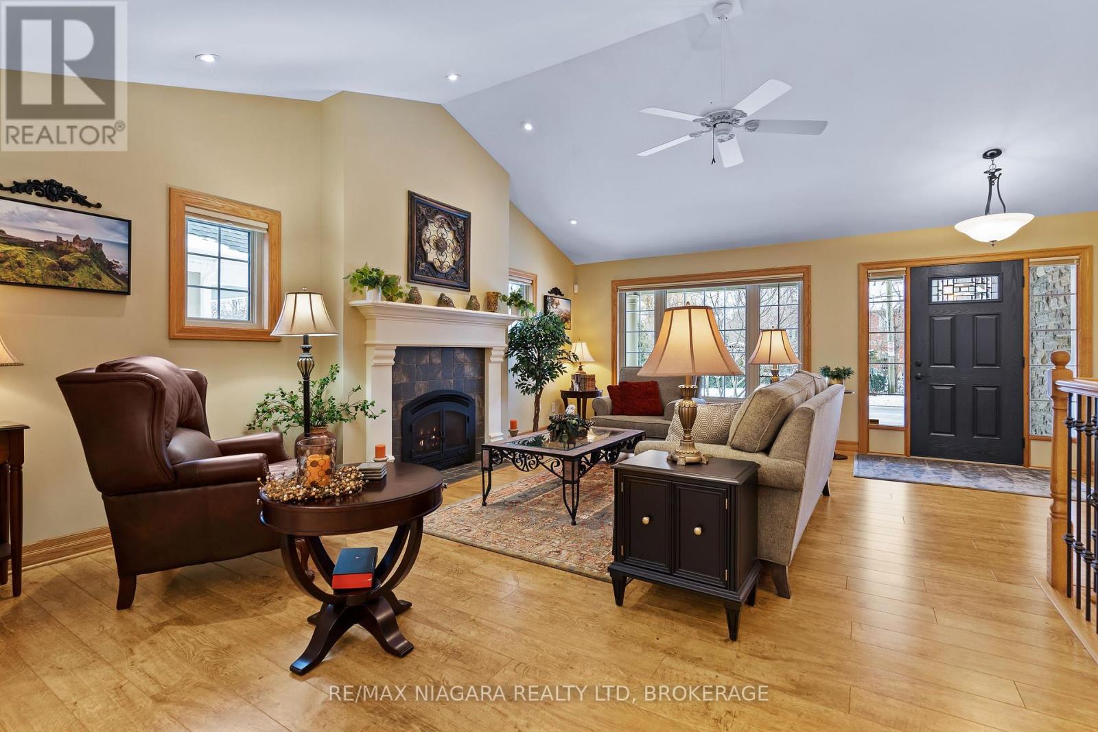 222 Four Mile Creek Road, Niagara-On-The-Lake, Ontario  L0S 1P0 - Photo 9 - X12716880