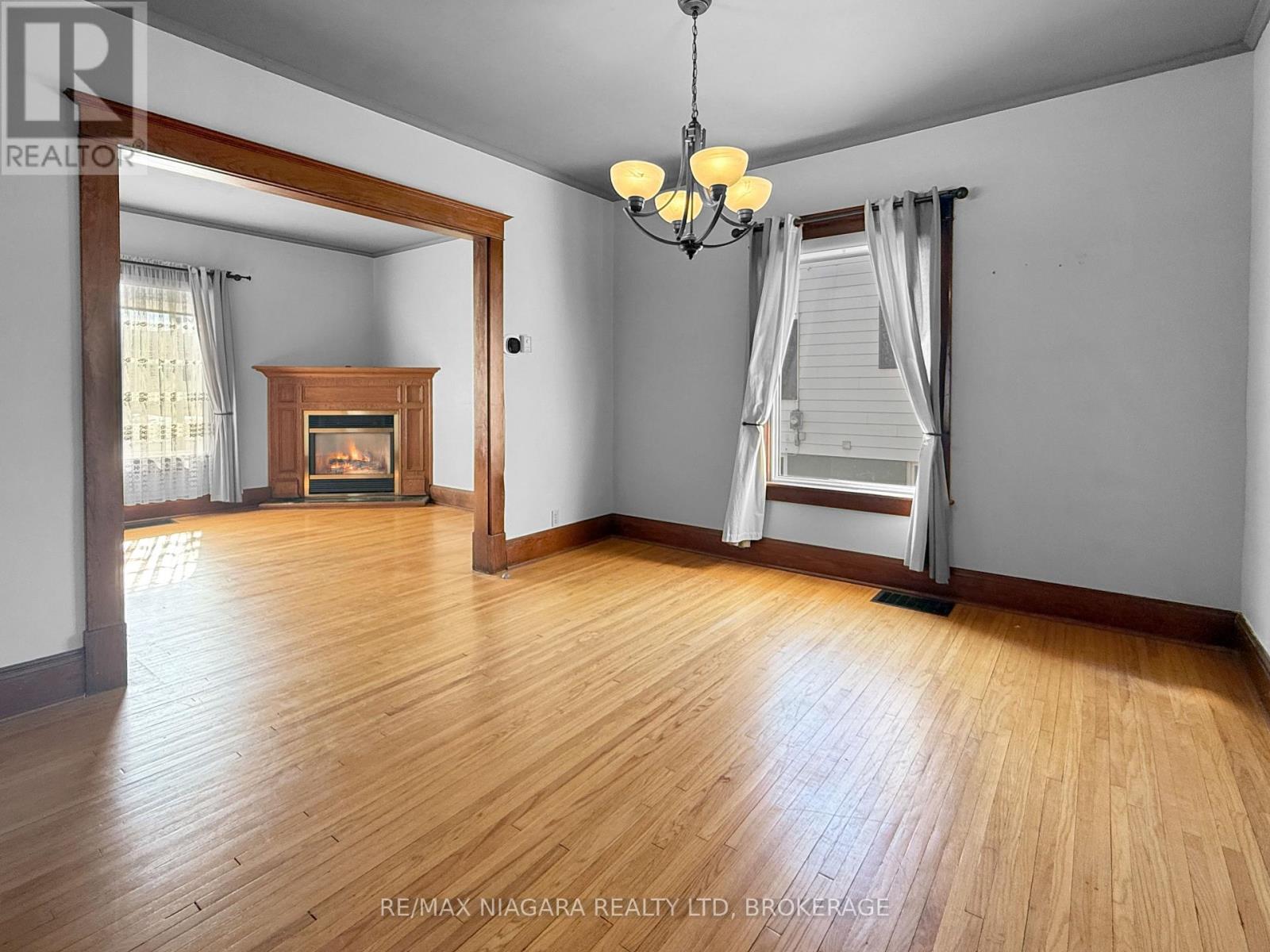 18 Emerick Avenue, Fort Erie, Ontario  L2A 2W3 - Photo 11 - X12816180