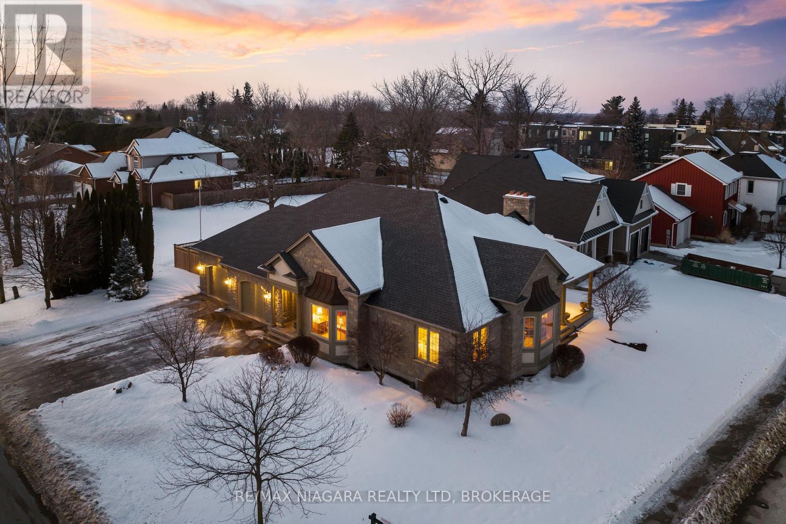 222 Four Mile Creek Road, Niagara-On-The-Lake, Ontario  L0S 1P0 - Photo 5 - X12716880