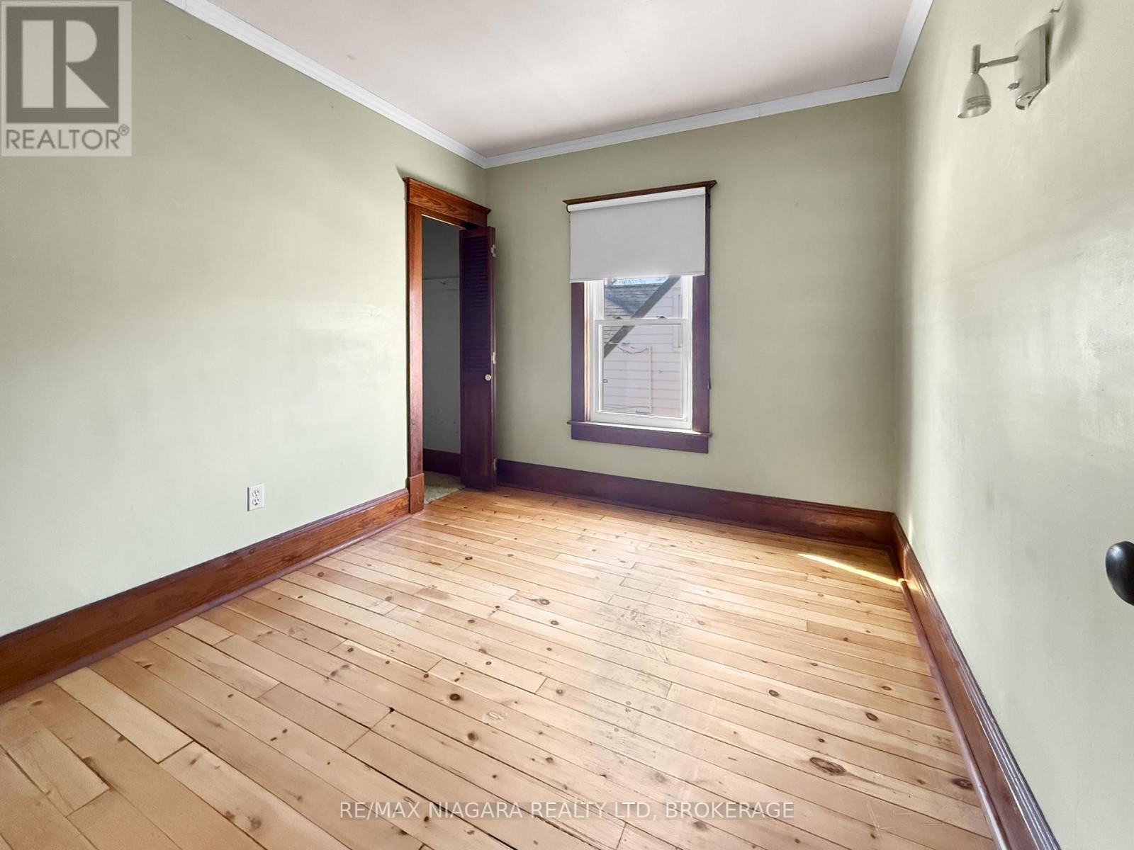 18 Emerick Avenue, Fort Erie, Ontario  L2A 2W3 - Photo 23 - X12816180