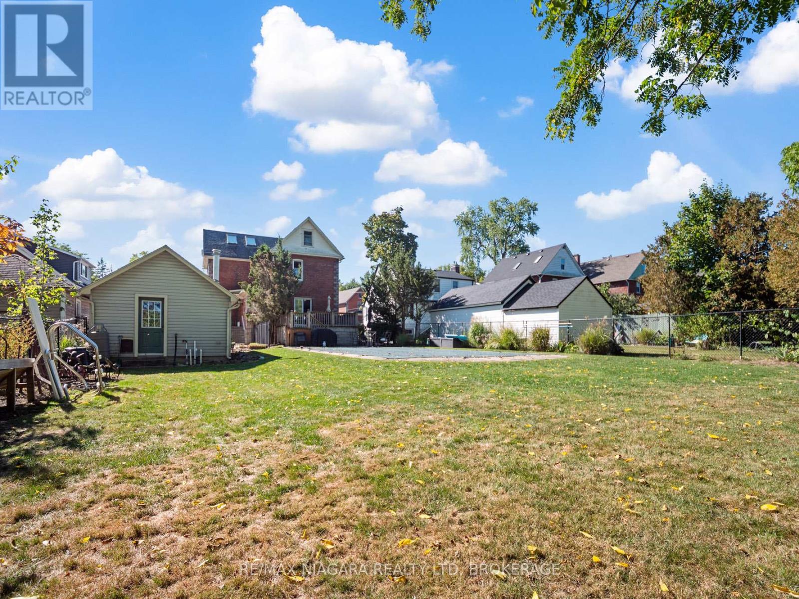 18 Emerick Avenue, Fort Erie, Ontario  L2A 2W3 - Photo 37 - X12816180