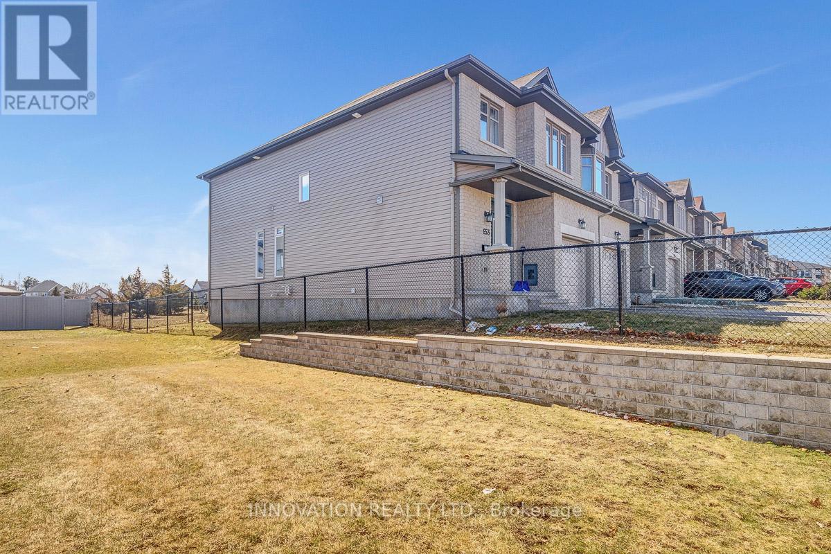 429 Fernside Street, Ottawa, Ontario  K2T 0L2 - Photo 50 - X12838714